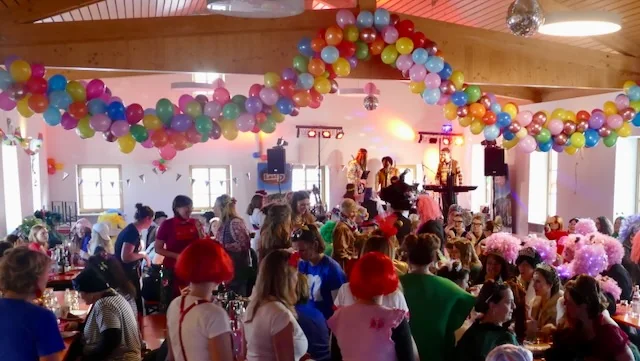 Weiber- und Dirndlkranzl 2026